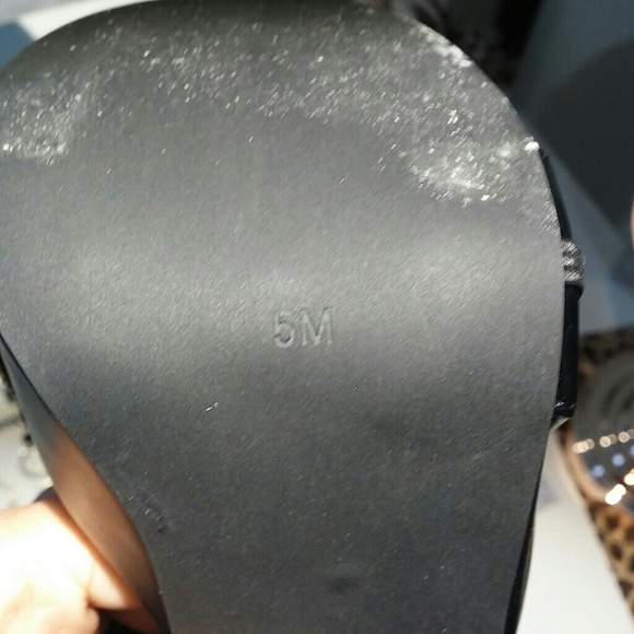 Current Mood Soma Heels - Picture 4 of 6